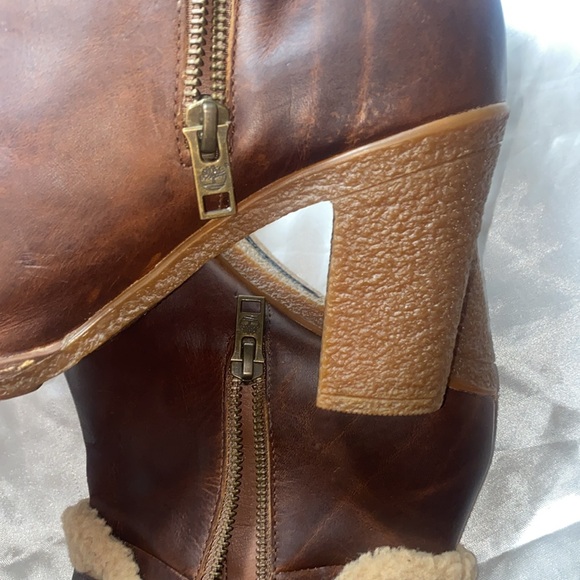 Timberland Glancy Teddy Fleece Brown Leather Heel Ankle Boots Size Womens 8.5 - Picture 10 of 13